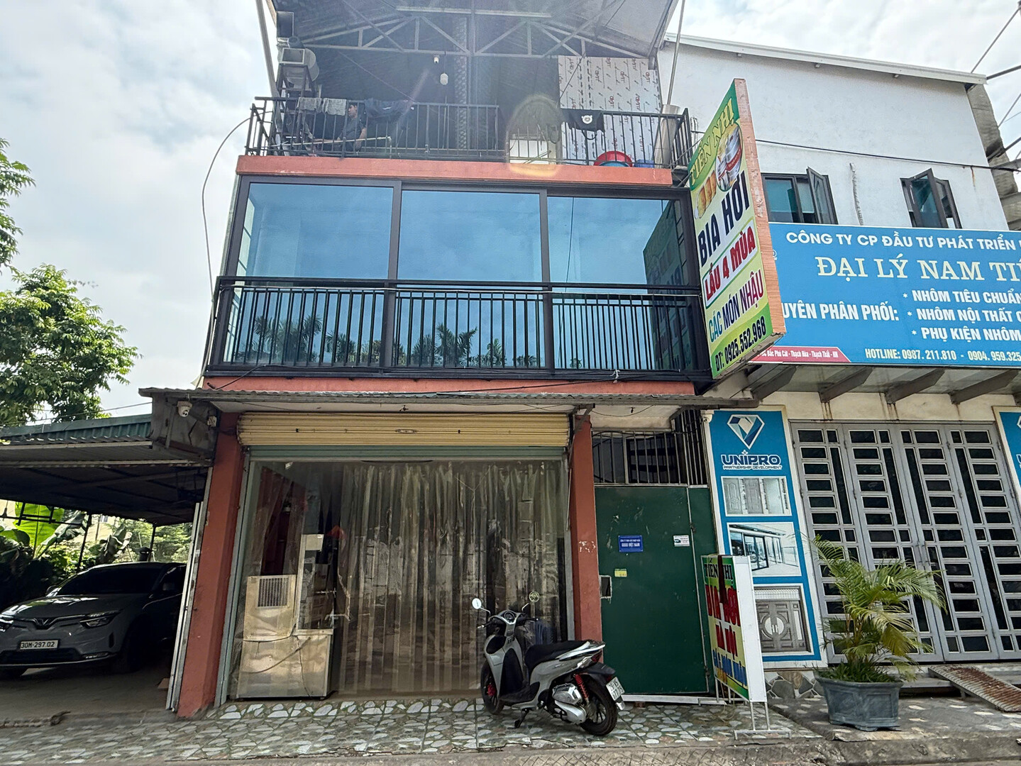 Tien Nhi Beer restaurant