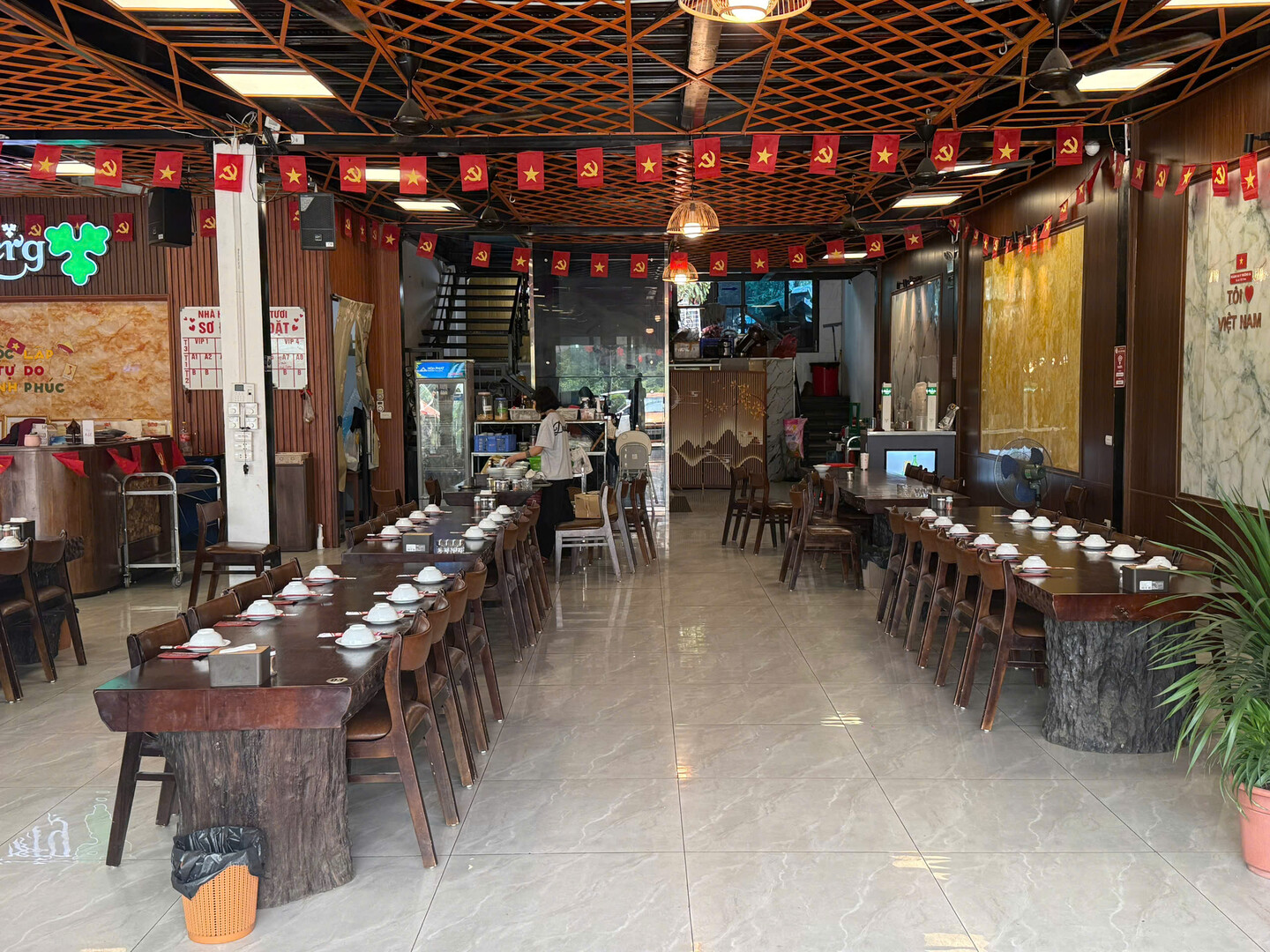 Duc De Tuoi Restaurant